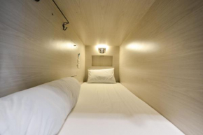 Гостиница The Cube Hostel  Бангкок
